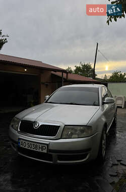 Ліфтбек Skoda Superb 2006 в Виноградові