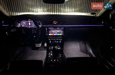 Ліфтбек Skoda Superb 2020 в 
