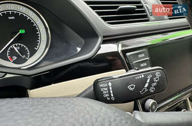 Универсал Skoda Superb 2016 в 