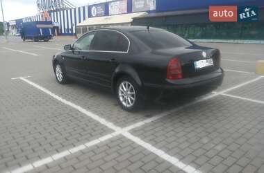 Лифтбек Skoda Superb 2006 в 