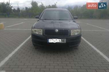 Лифтбек Skoda Superb 2006 в 