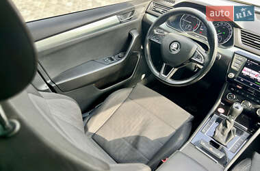 Універсал Skoda Superb 2017 в 