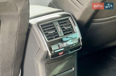 Універсал Skoda Superb 2017 в 
