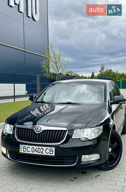 Лифтбек Skoda Superb 2009 в 