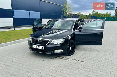 Лифтбек Skoda Superb 2009 в 