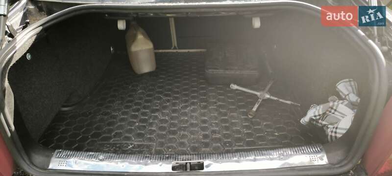 Лифтбек Skoda Superb 2004 в Черкассах