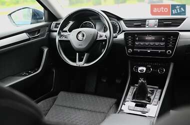 Універсал Skoda Superb 2017 в 