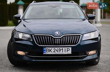 Універсал Skoda Superb 2017 в 