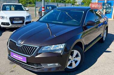 Лифтбек Skoda Superb 2018 в 
