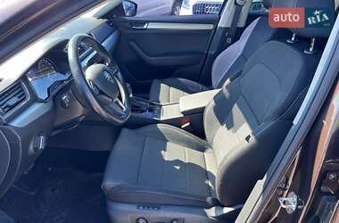 Лифтбек Skoda Superb 2018 в 