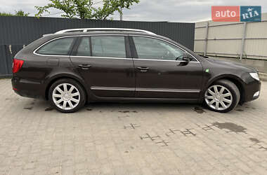 Универсал Skoda Superb 2012 в 