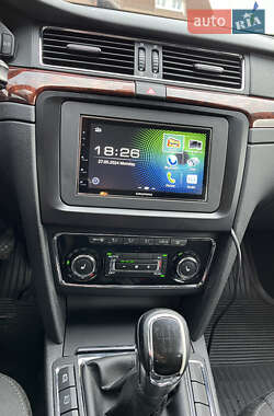 Универсал Skoda Superb 2012 в 