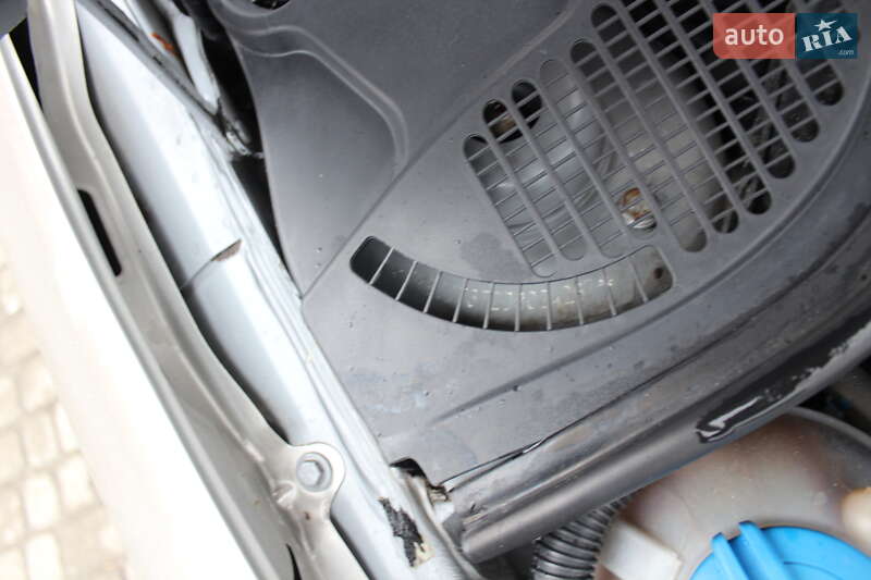 Универсал Skoda Superb 2012 в Жовкве