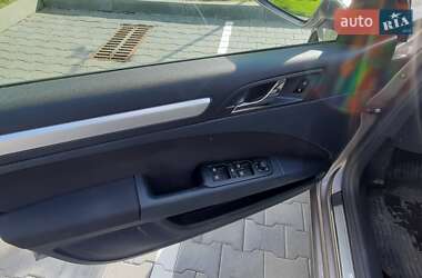 Лифтбек Skoda Superb 2012 в 
