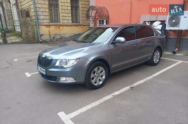 Лифтбек Skoda Superb 2009 в Киеве