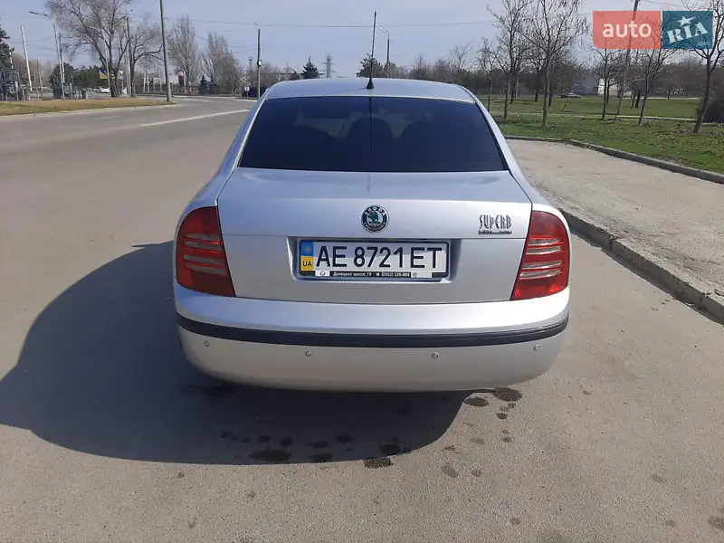 Skoda Superb 2006