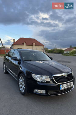 Лифтбек Skoda Superb 2010 в Шацке