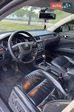Лифтбек Skoda Superb 2010 в 