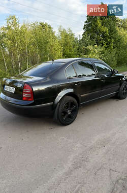 Ліфтбек Skoda Superb 2005 в Житомирі