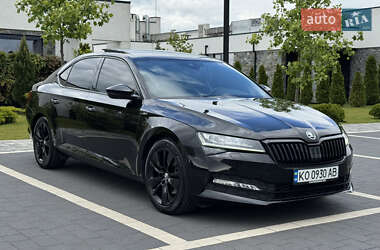 Ліфтбек Skoda Superb 2019 в 