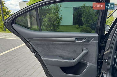 Ліфтбек Skoda Superb 2019 в 