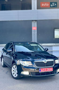 Ліфтбек Skoda Superb 2012 в Києві