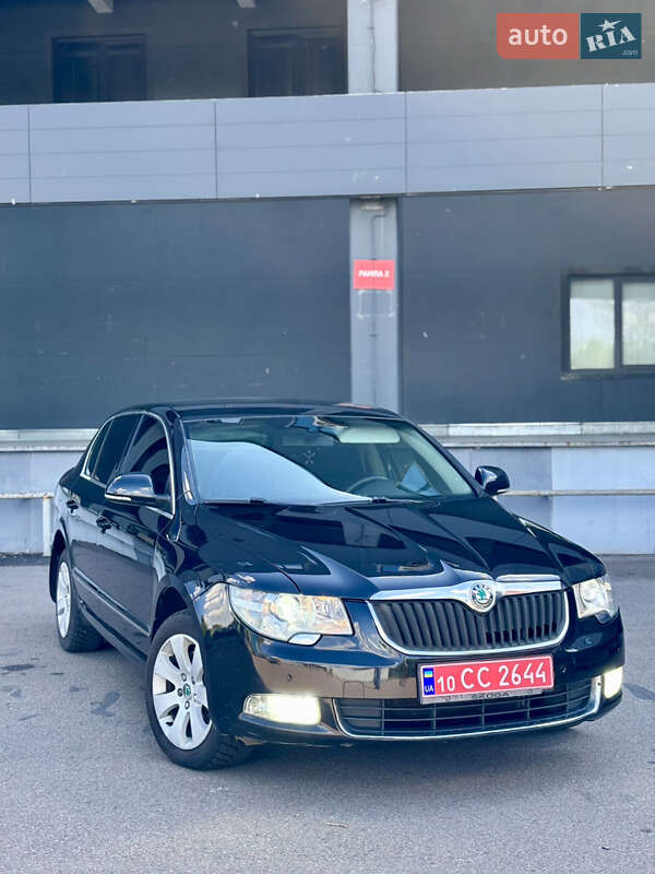 Skoda Superb 2012