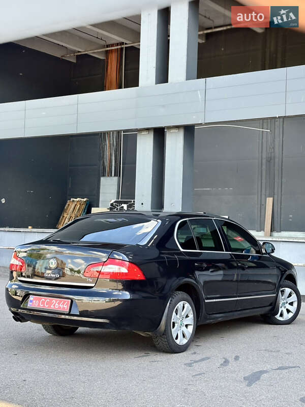Ліфтбек Skoda Superb 2012 в Києві
