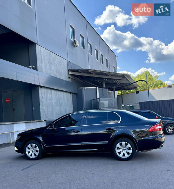 Ліфтбек Skoda Superb 2012 в Києві