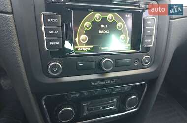 Універсал Skoda Superb 2012 в 