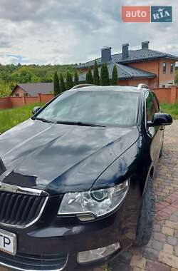 Универсал Skoda Superb 2012 в 