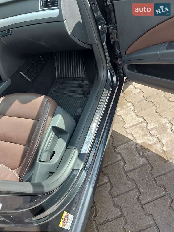 Універсал Skoda Superb 2012 в Львові