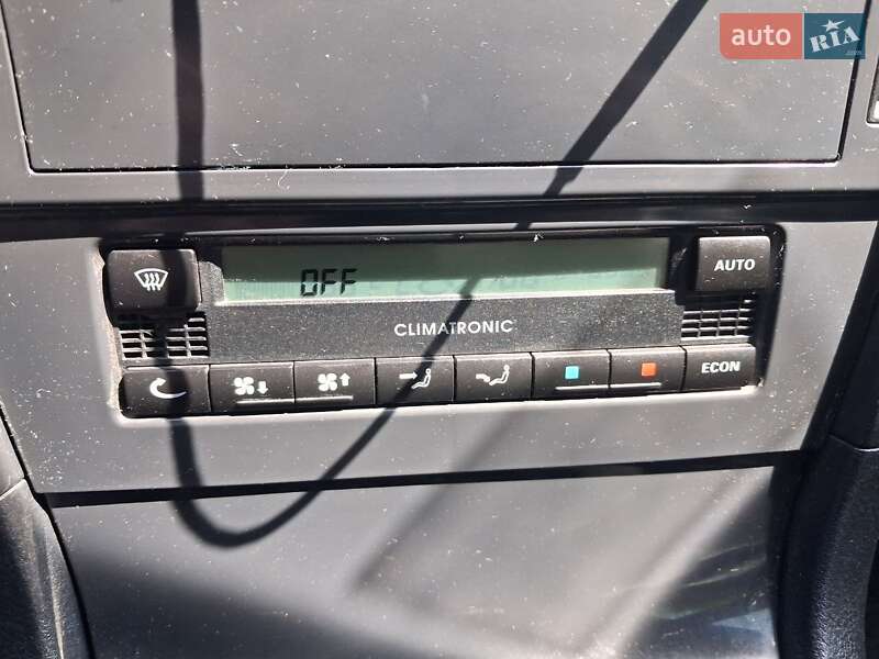 Лифтбек Skoda Superb 2004 в Чернигове