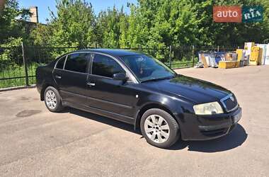 Ліфтбек Skoda Superb 2004 в 