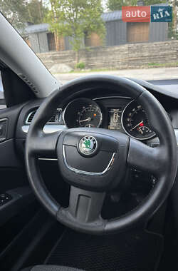 Лифтбек Skoda Superb 2008 в 