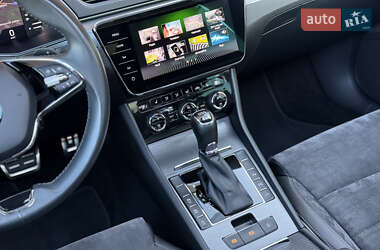 Универсал Skoda Superb 2022 в 
