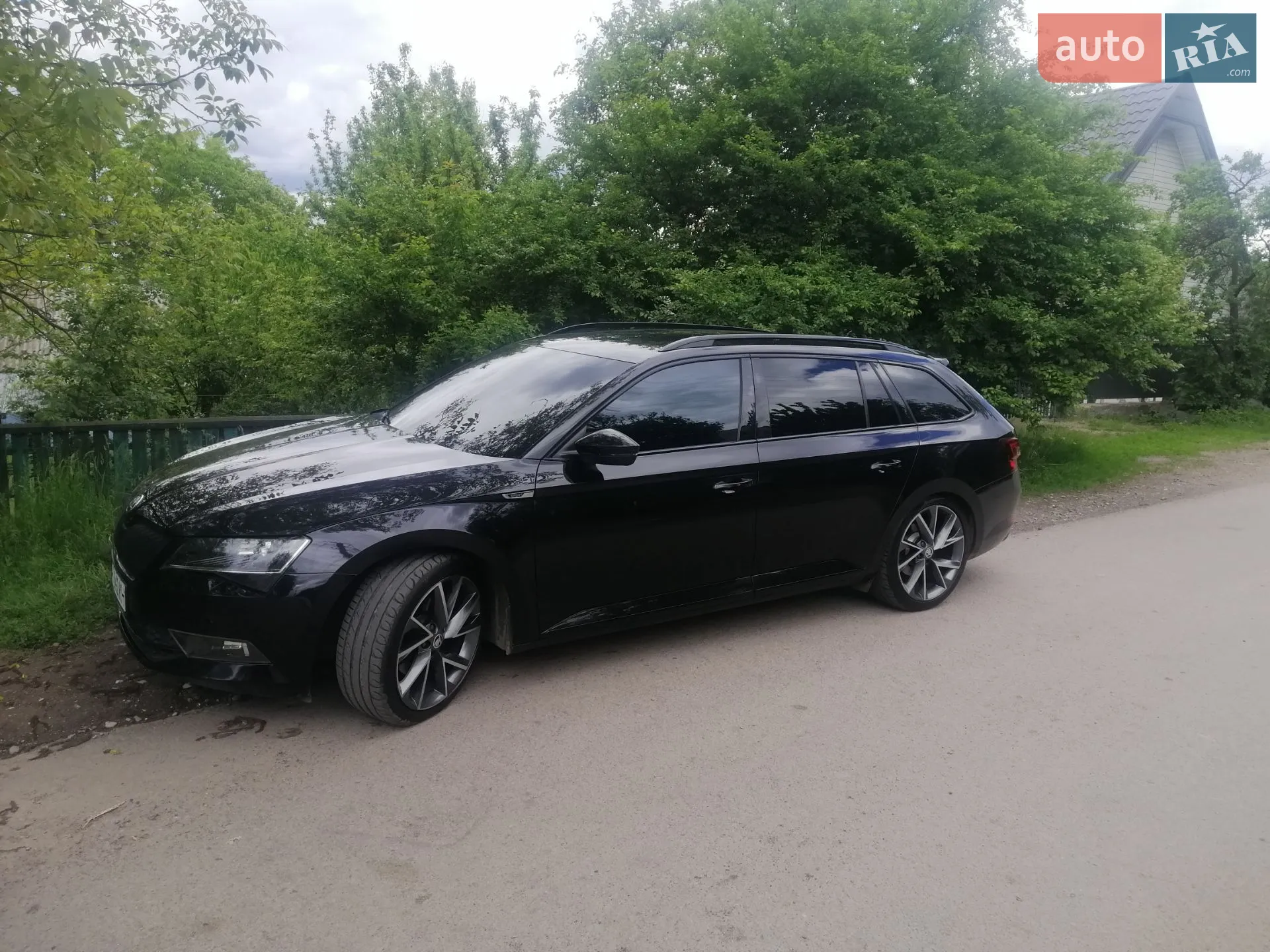 2017 Skoda Superb - мініатюра 3