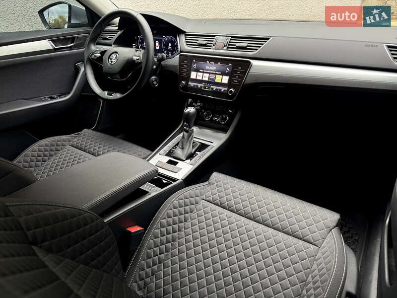 Ліфтбек Skoda Superb 2022 в Ужгороді