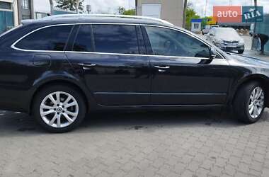 Універсал Skoda Superb 2011 в 