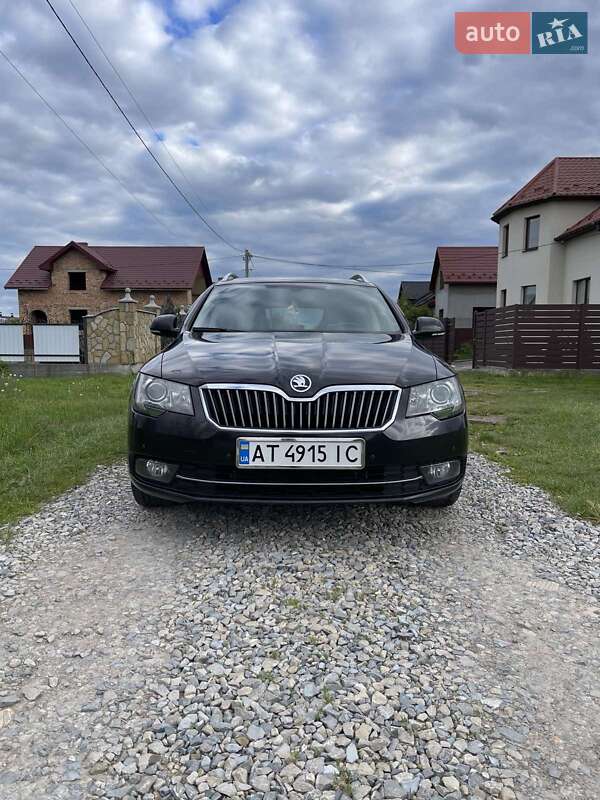 Универсал Skoda Superb 2015 в 