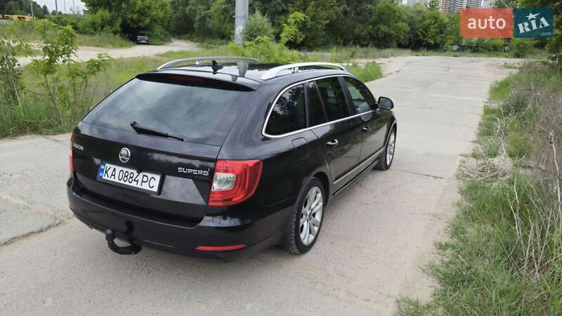 Универсал Skoda Superb 2013 в Киеве