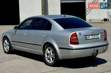 Ліфтбек Skoda Superb 2002 в 