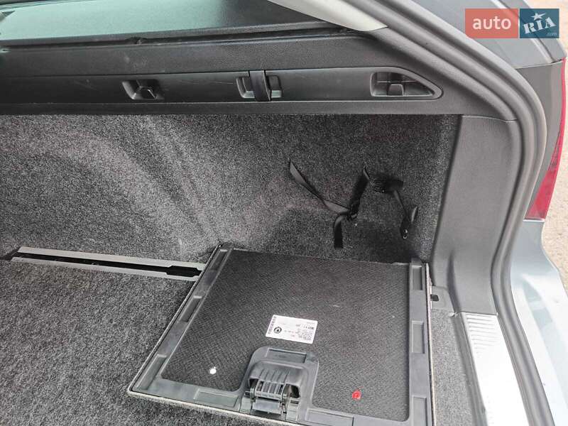 Универсал Skoda Superb 2011 в Николаеве