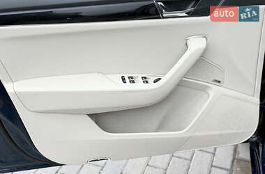 Ліфтбек Skoda Superb 2020 в 