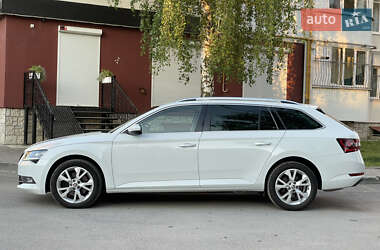 Универсал Skoda Superb 2019 в 