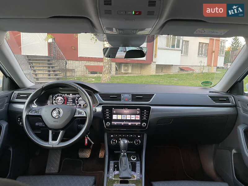 Універсал Skoda Superb 2019 в Тернополі