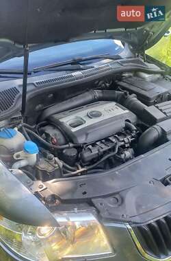Лифтбек Skoda Superb 2009 в 