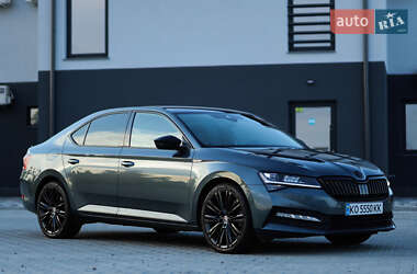 Лифтбек Skoda Superb 2021 в 