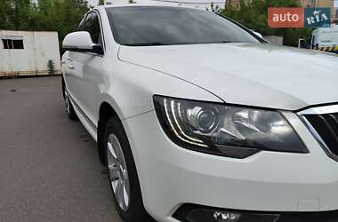 Ліфтбек Skoda Superb 2013 в Кривому Розі