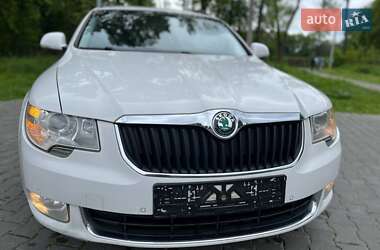 Универсал Skoda Superb 2012 в 